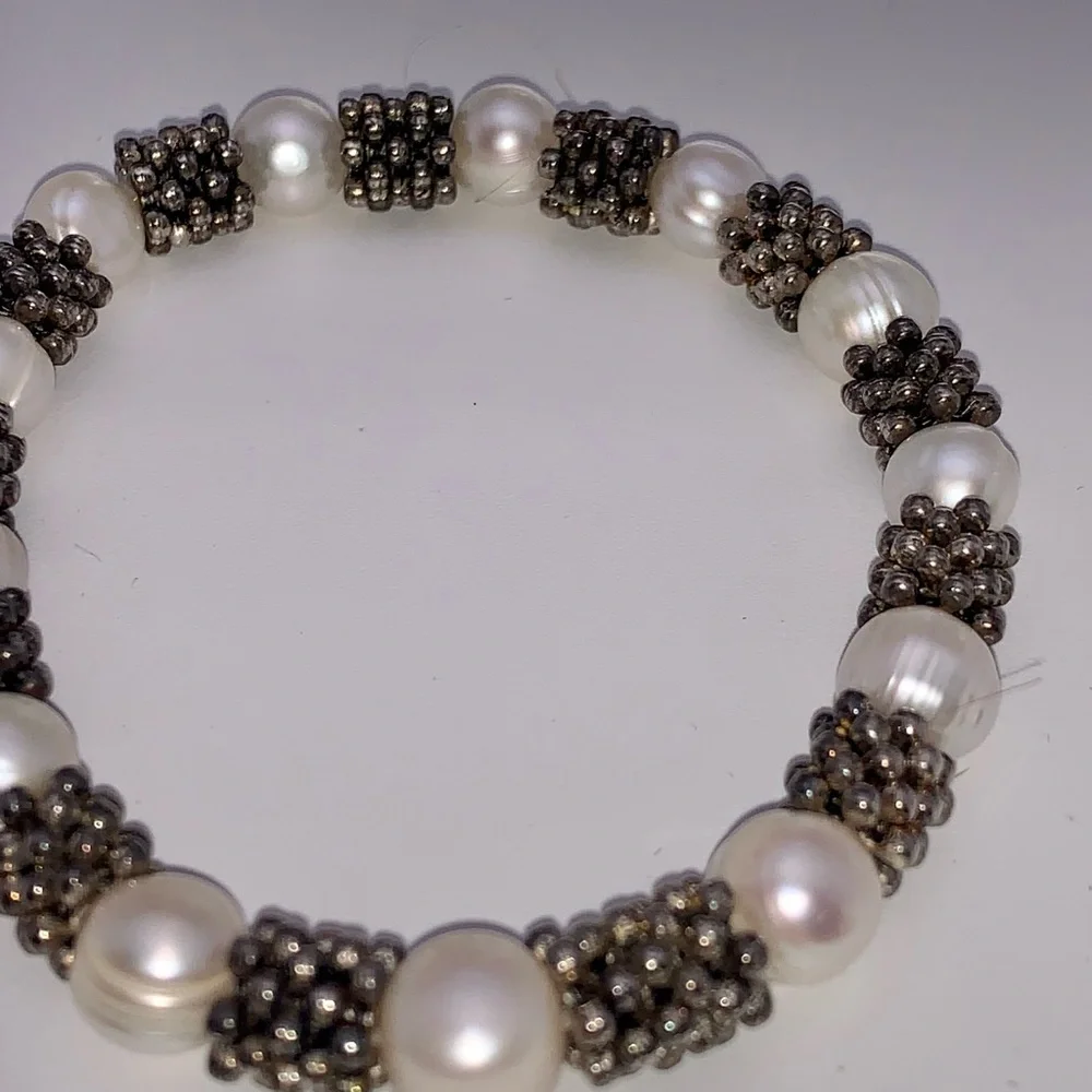 Vintage Real Pearl & Sterling Stretch Bracelet - Picture 5 of 7